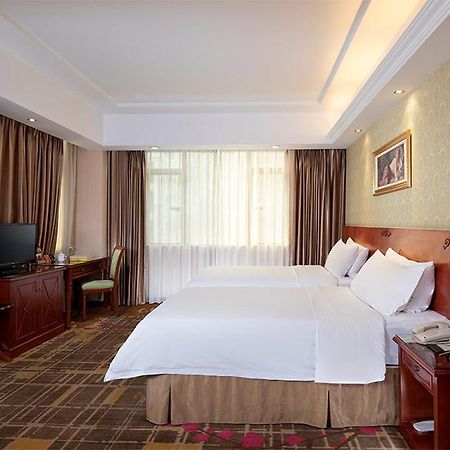 Vienna Hotel Dongguan Hou Street Wanda Plaza Екстер'єр фото